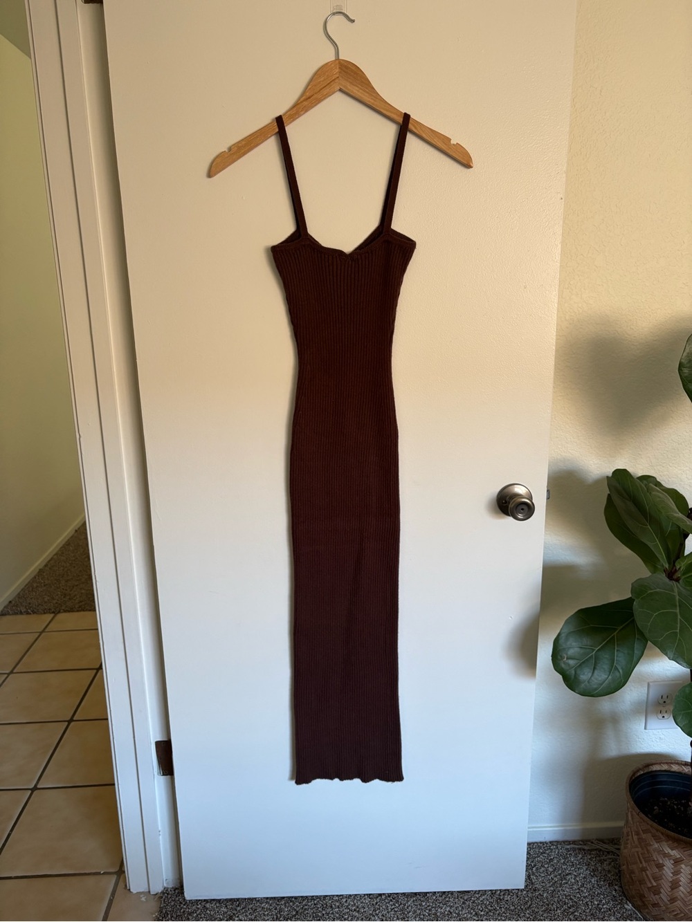 Brown ribbed knit sweater midi dress